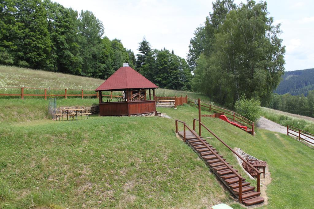Apartmany Vydrysek Srni Exterior photo